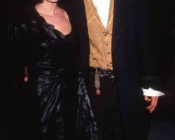 American couple, actors Winona Ryder and Johnny Depp, attend the premiere of 'Edward Scissorhands' at the Avco Westwood Theater, Westwood, California, December 6, 1990. (Photo by Ron Galella, Ltd./Ron Galella Collection via Getty Images)