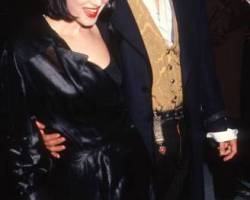 American couple, actors Winona Ryder and Johnny Depp, attend the premiere of 'Edward Scissorhands' at the Avco Westwood Theater, Westwood, California, December 6, 1990. (Photo by Ron Galella, Ltd./Ron Galella Collection via Getty Images)